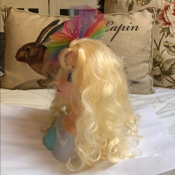 Rainbow 🌈 colors girl’s round hair clip used - Picture 9 of 16